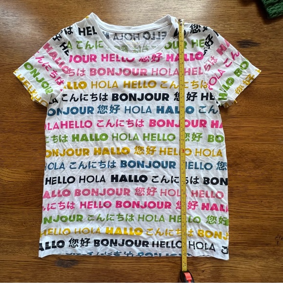 ⭐️ Kate Spade Hello Bon Jour Multicultural Short Sleeve Tee EUC Size EXTRA SMALL - Picture 9 of 9